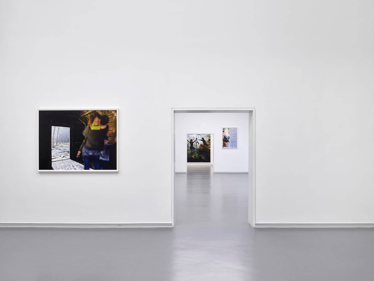 Exhibition view of Philipp Fröhlich's solo show Märchen at Von der Heydt Kunsthalle Barmen, produced by Kunst- und Museumsverein Wuppertal. The image shows various paintings based on popular fairy tales, hanging at the exhibition.
